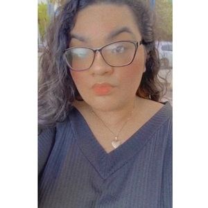 Meet your Posher, Herminia